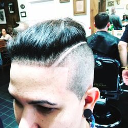 Made Man Barbershop - Shape up and shaved part with my girl Susana.