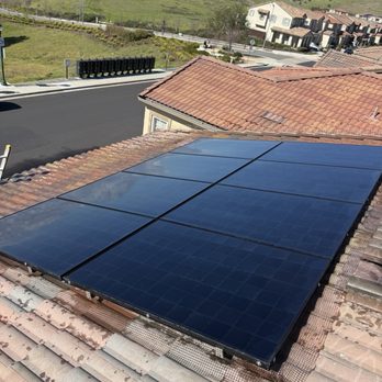 Spotless Cleaning Services - Solar Panels after gleaning - Pressure Washers Near Me