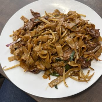 Chopstix Fusion - Beef Chow Fun - Chinese Near Me - Denver, Colorado Chopstix Fusion - Beef Chow Fun - Chinese Near Me - Denver, Colorado