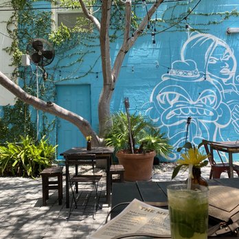 Doce Provisions - Courtyard - New American Near Me - Miami, Florida