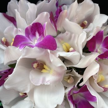Cristina's Flowers - Florists Near Me - Long Beach, California