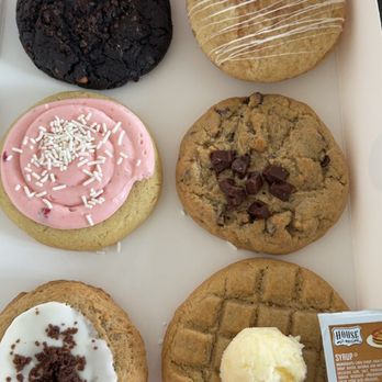 Crumbl - Towne Lake - Haven't had crumbl in quite some time.  These were worth the wait!  Thank you! - Bakeries Near Me - Cypress, Texas