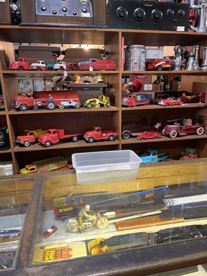 Seattle Antiques Market by null