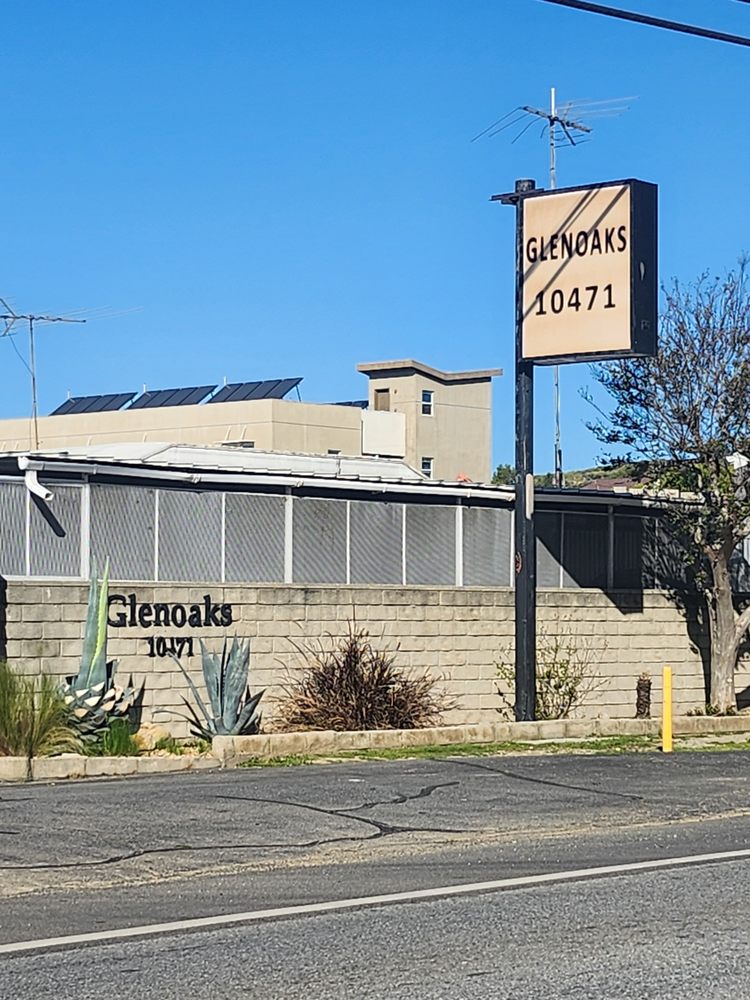GLENOAKS MOBIL MANOR Updated September 2024 Request Information