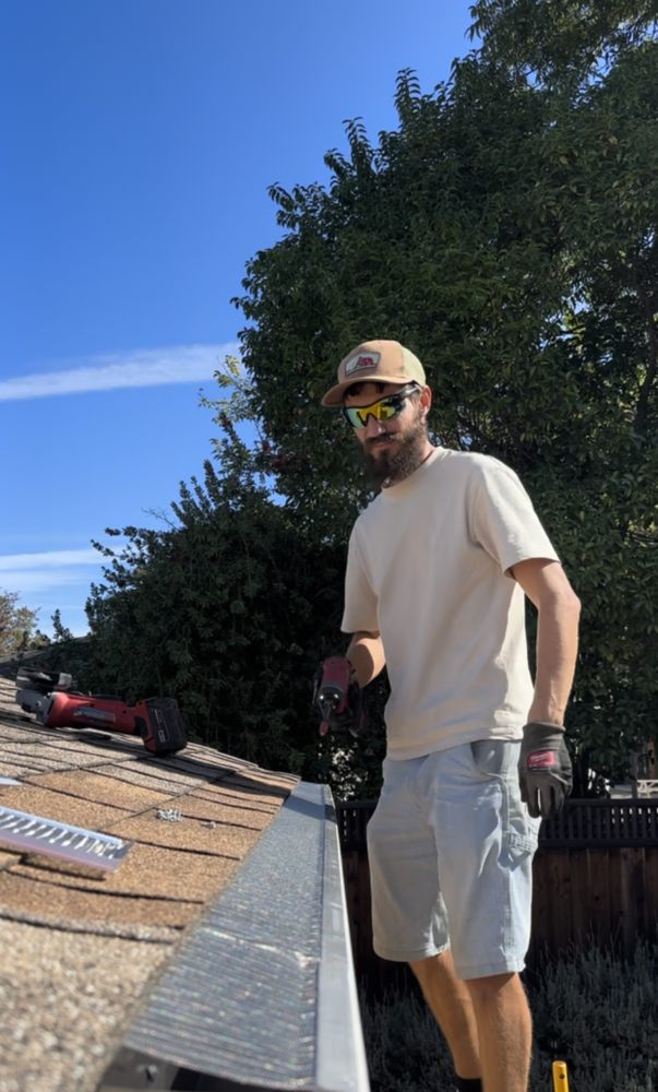 Slide of Mr Sid Handyman