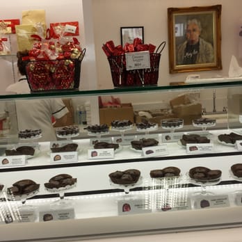See's Candies - Candy Stores Near Me - San Francisco, California See's Candies - Candy Stores Near Me - San Francisco, California