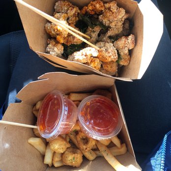 TS Cafe - Popcorn chicken and calamari + fries - Sandwiches Near Me - San Francisco, California TS Cafe - Popcorn chicken and calamari + fries - Sandwiches Near Me - San Francisco, California