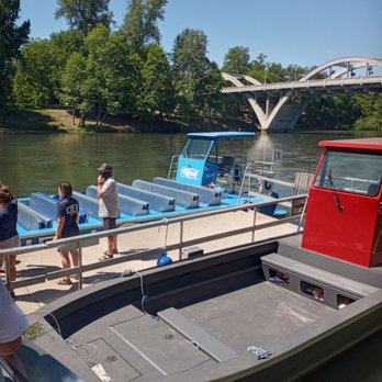 Hellgate Jetboat Excursions - Getting ready to load - Boat Charters Near Me - Grants Pass, Oregon Hellgate Jetboat Excursions - Getting ready to load - Boat Charters Near Me - Grants Pass, Oregon