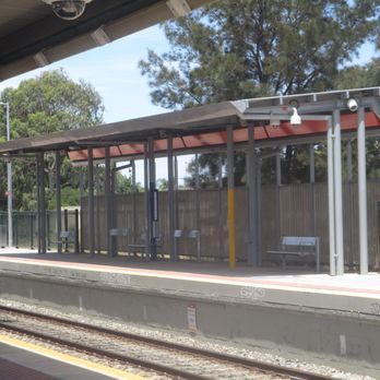 Parafield Railway Station - Shelter - Train Stations Near Me - Parafield Gardens, SA