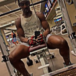 Life Time - Fitness floor