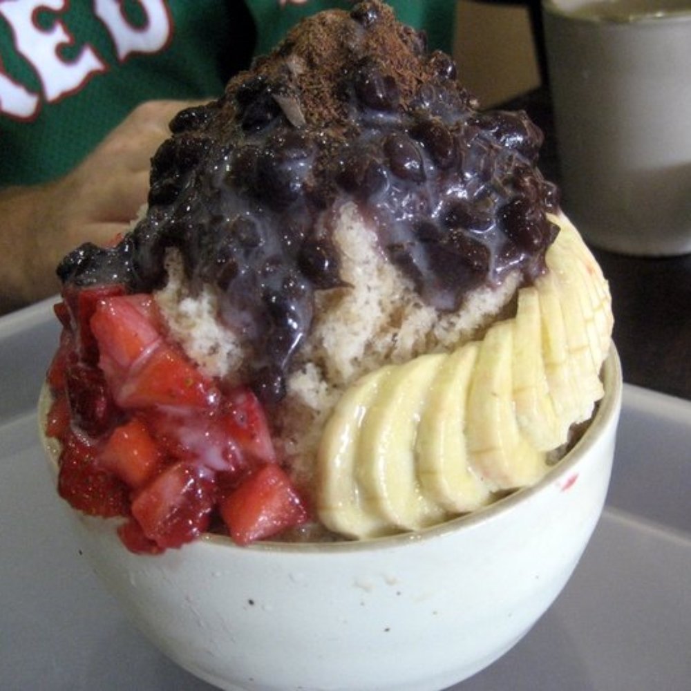 Mochi - strawberry banana coffee shave ice - Ice Cream & Frozen Yogurt Near Me - Irvine, California Mochi - strawberry banana coffee shave ice - Ice Cream & Frozen Yogurt Near Me - Irvine, California