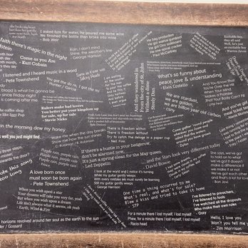 Mongo's Coffee - Inside - Coffee & Tea Near Me - Syosset, New York