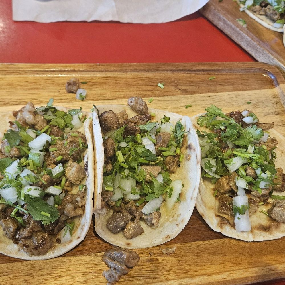 Armando’s Taqueria - Carne asada tacos - Mexican Near Me - Duluth, Georgia