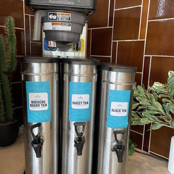 Birdcall - All Natural Chicken - Drink station - Chicken Shop Near Me - Gilbert, Arizona