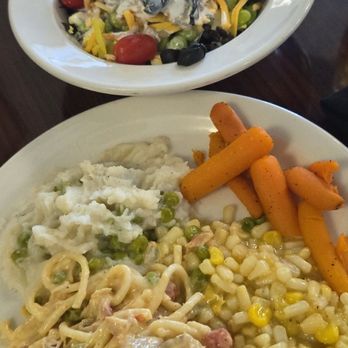Magnolia Grille - Chicken Spaghetti - Buffets Near Me - Columbia, Mississippi Magnolia Grille - Chicken Spaghetti - Buffets Near Me - Columbia, Mississippi