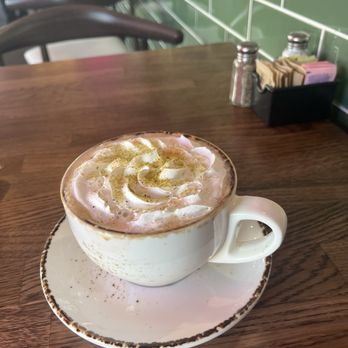 Madres Brunch - Pistachio latre - Breakfast & Brunch Near Me - Long Beach, California