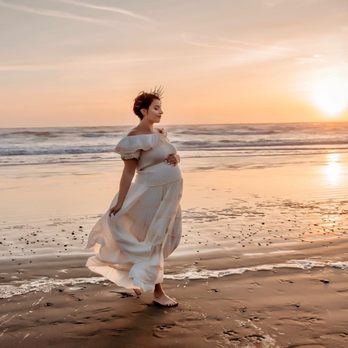 Denise Lum Photography - Maternity Photos Maternity Photography Creative Artistic Shots - Session Photography Near Me