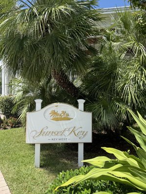 Sunset Key Cottages by null