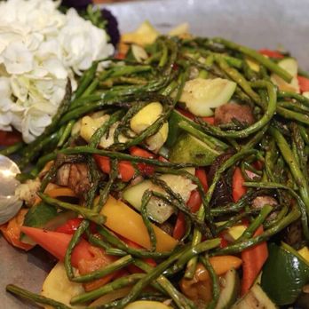 Dee's Organic Catering - Caterers Near Me - Larkspur, California