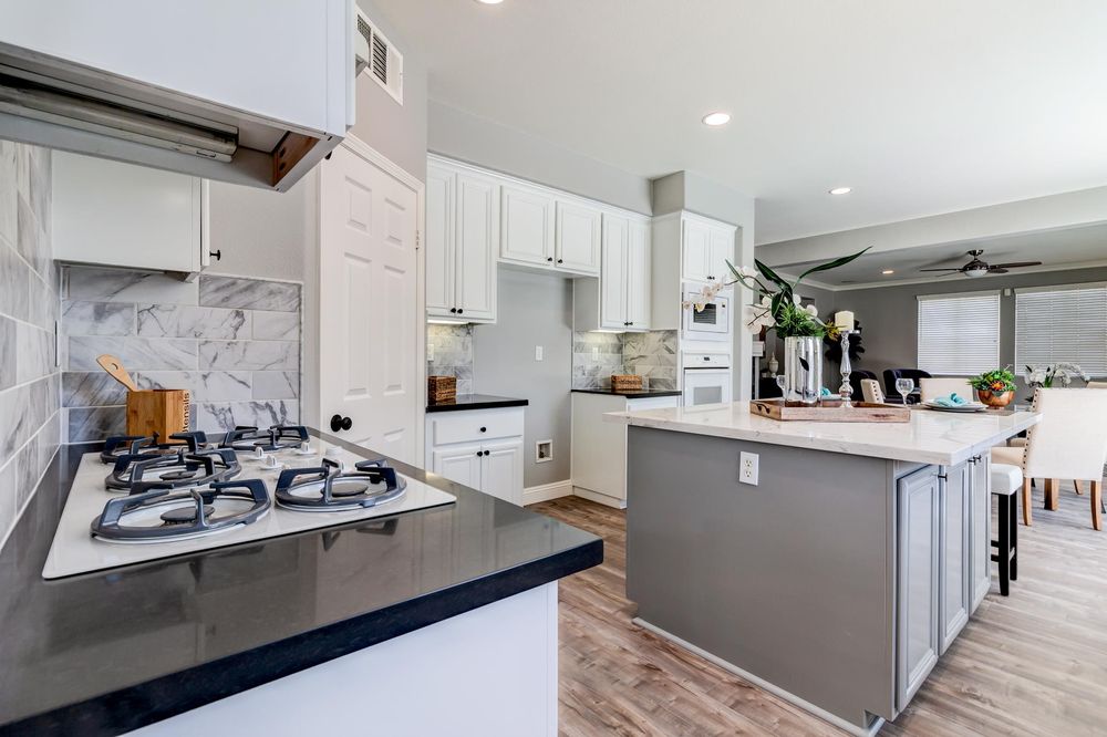 Slide of Eastvale Paint and Home Restoration