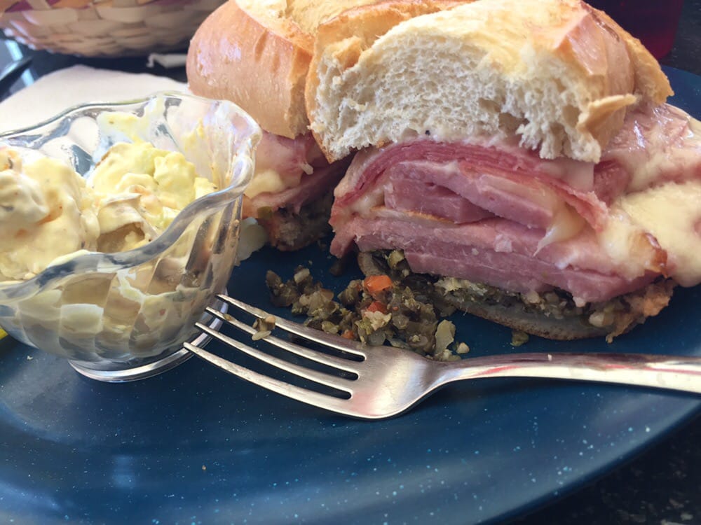 LIZZIE’S DELIGHTS CATERING & DELI Updated October 2024 3238 E