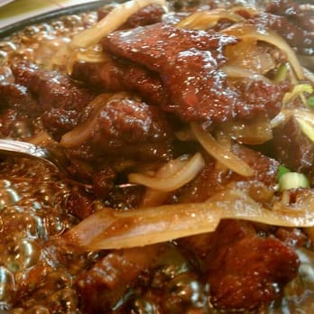 Chi Cafe - Sizzling beef with some sweet sauce...yum - Hong Kong Style Cafe Near Me - Chicago, Illinois Chi Cafe - Sizzling beef with some sweet sauce...yum - Hong Kong Style Cafe Near Me - Chicago, Illinois