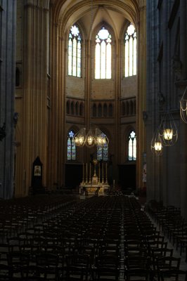 Cathédrale Saint-Bénigne de Dijon by null