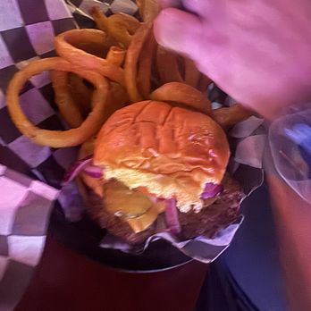 Pooky Jane's Kitchen and Pub - BBQ Burger - Sports Bars Near Me - Old Hickory, Tennessee Pooky Jane's Kitchen and Pub - BBQ Burger - Sports Bars Near Me - Old Hickory, Tennessee