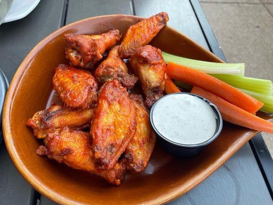 Fatpour Wicker Park: Ultimate Chicago Sports Bar by null