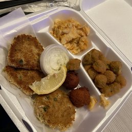 Crab Cake Platter