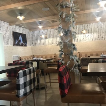 Malibu Brewing - Inside is super cute - Breweries Near Me - Malibu, California