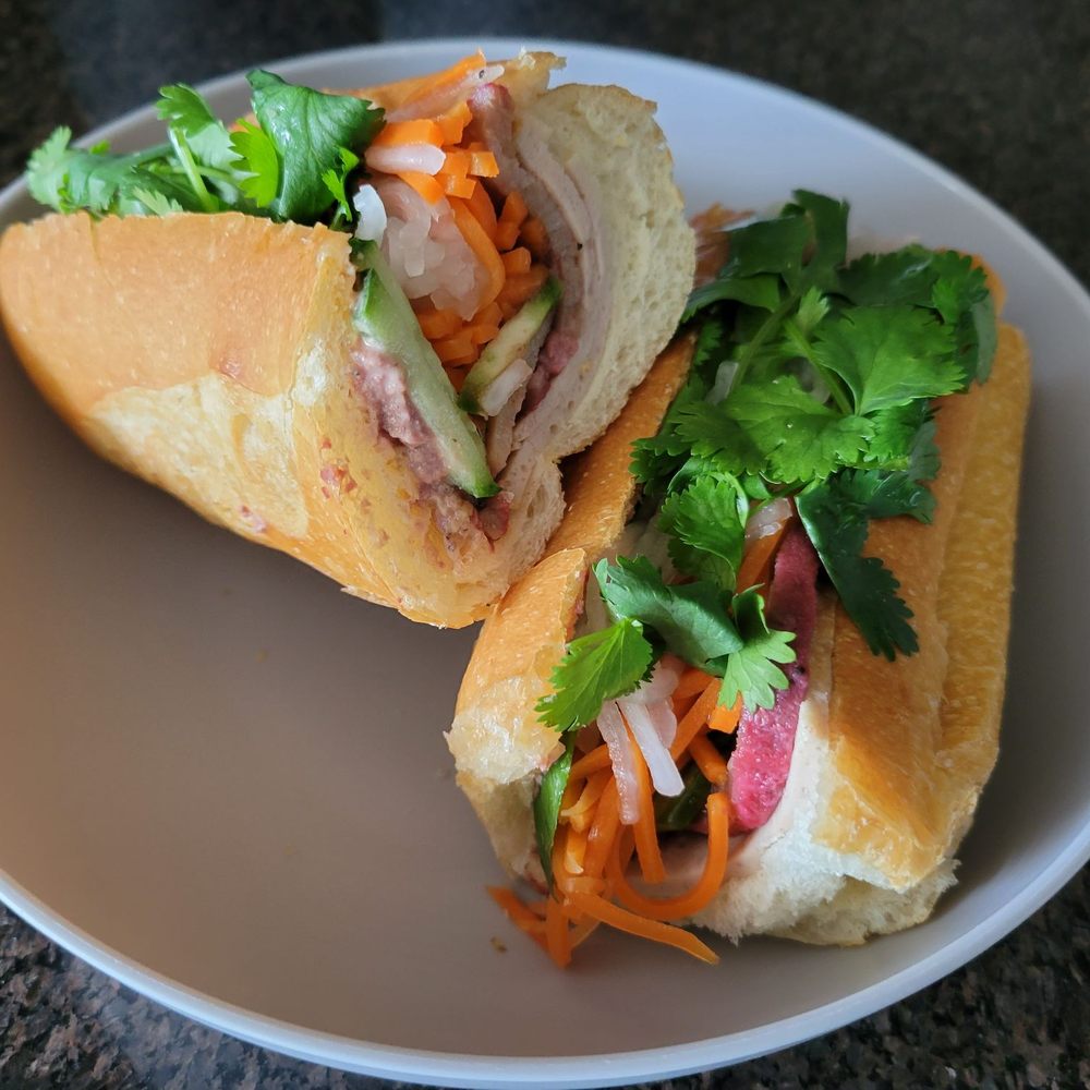 Olia Poke & Tea - Bahn Mi - Poke Near Me - Portland, Oregon