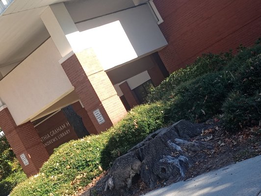 Cynthia Graham Hurd/St Andrews Library by null