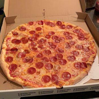 Rosie's Pizzeria - Pizza Near Me - Braintree, Massachusetts Rosie's Pizzeria - Pizza Near Me - Braintree, Massachusetts