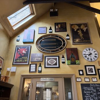 Hotel du Vin & Bistro - Edinburgh - Hotel decor. - Hotels Near Me - Edinburgh, EDH