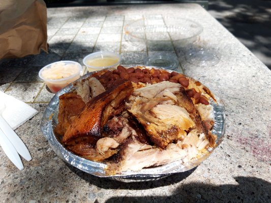 La Pequeña Lechonera inc by null