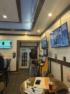 Branch House Tavern by null