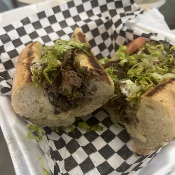 HogsHead Cafe - Cheddar Cheese Steak - Barbeque Near Me - Richmond, Virginia