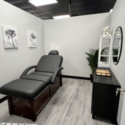 Salon Elev8