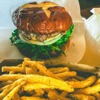 Burger & Bowl - Coffee & Tea Near Me - Bowling Green, Kentucky