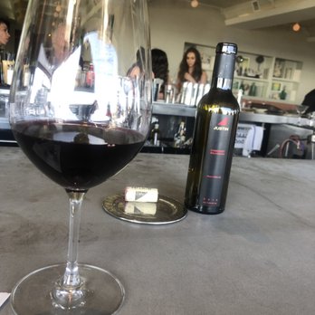 Pescado - Half bottle of Justin Cabernet - American Near Me - Rosemary Beach, Florida Pescado - Half bottle of Justin Cabernet - American Near Me - Rosemary Beach, Florida