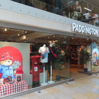 Paddington Bear Stand - Gift Shops Near Me - London, XGL Paddington Bear Stand - Gift Shops Near Me - London, XGL