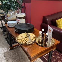 Hotel Gran Duca Di York - And the entry to breakfast. Warm pancakes!
