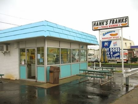 Hank's Franks by null