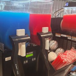 Sheetz - 4 running slushi machines