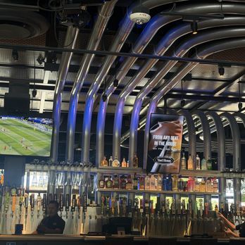 Yard House - New American Near Me - Concord, California