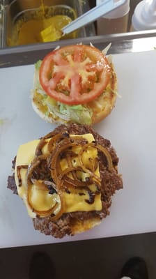 L.E.'s Burgers by null