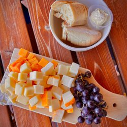 Creek's Edge Winery - Cheese board