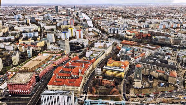 Berlin TV Tower by null