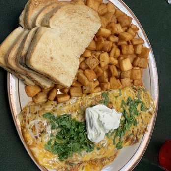 Egg Works - Chili Relleno omelette w/ sourdough bread and potatoes - Breakfast & Brunch Near Me - Las Vegas, Nevada